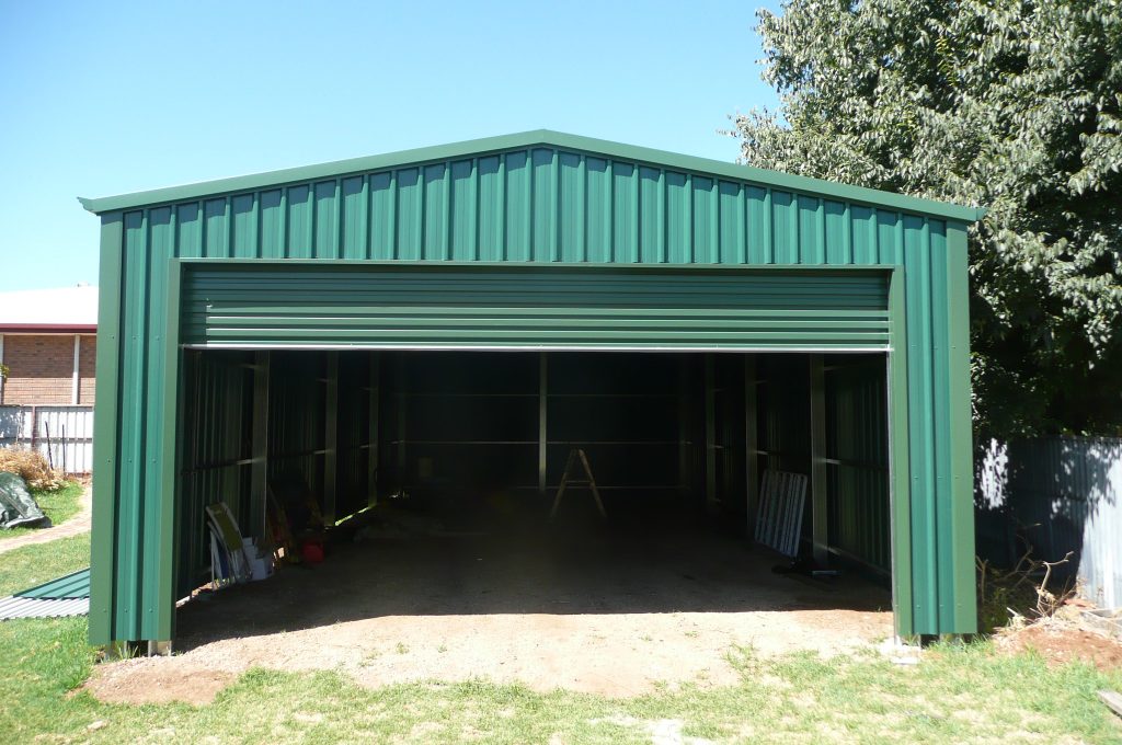 Image of a green shed 